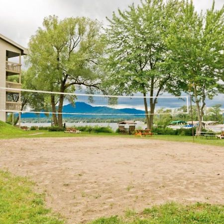 Magog Waterfront Condo Exterior foto